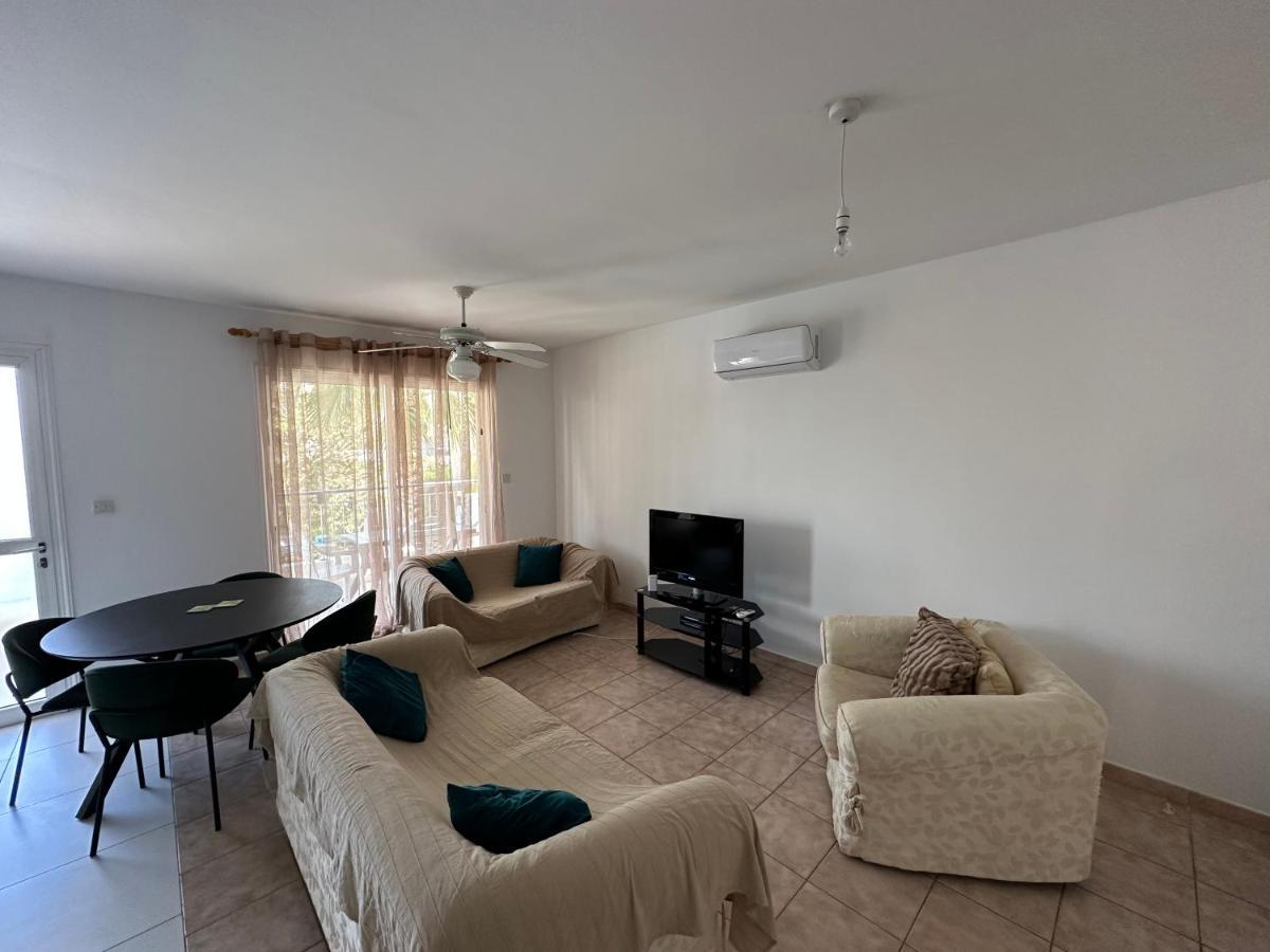 Kato Paphos Apartment Exterior photo