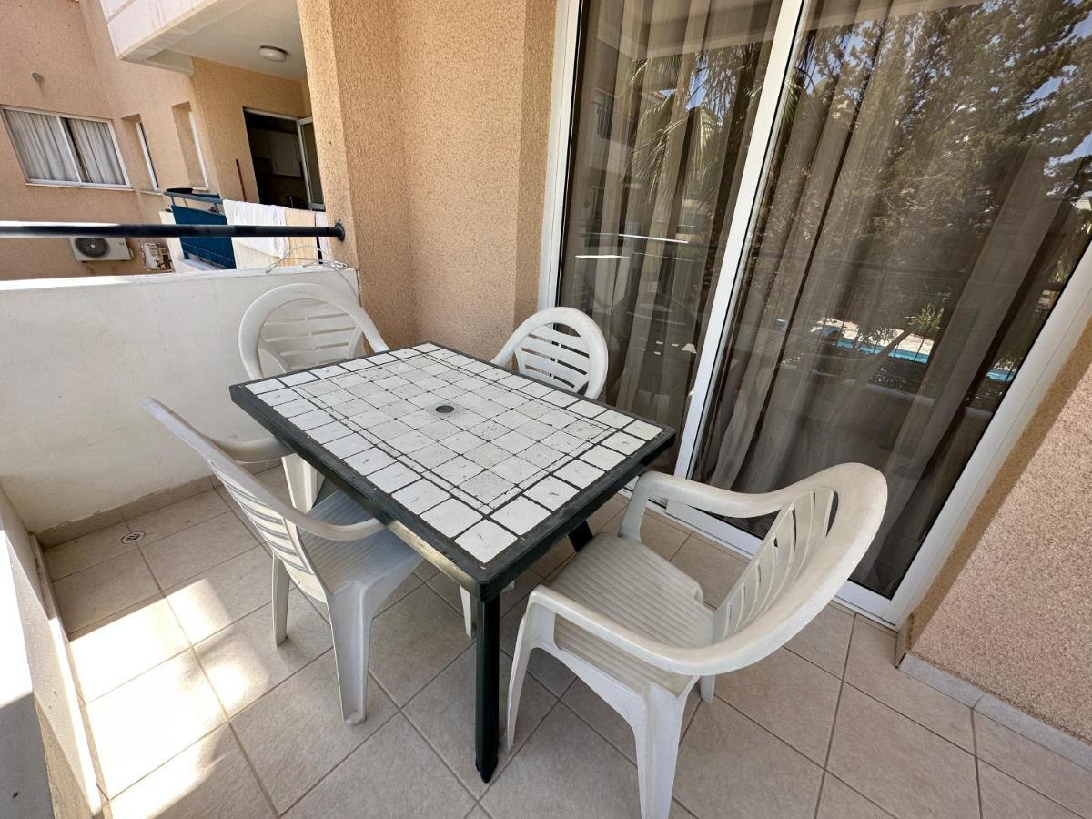 Kato Paphos Apartment Exterior photo